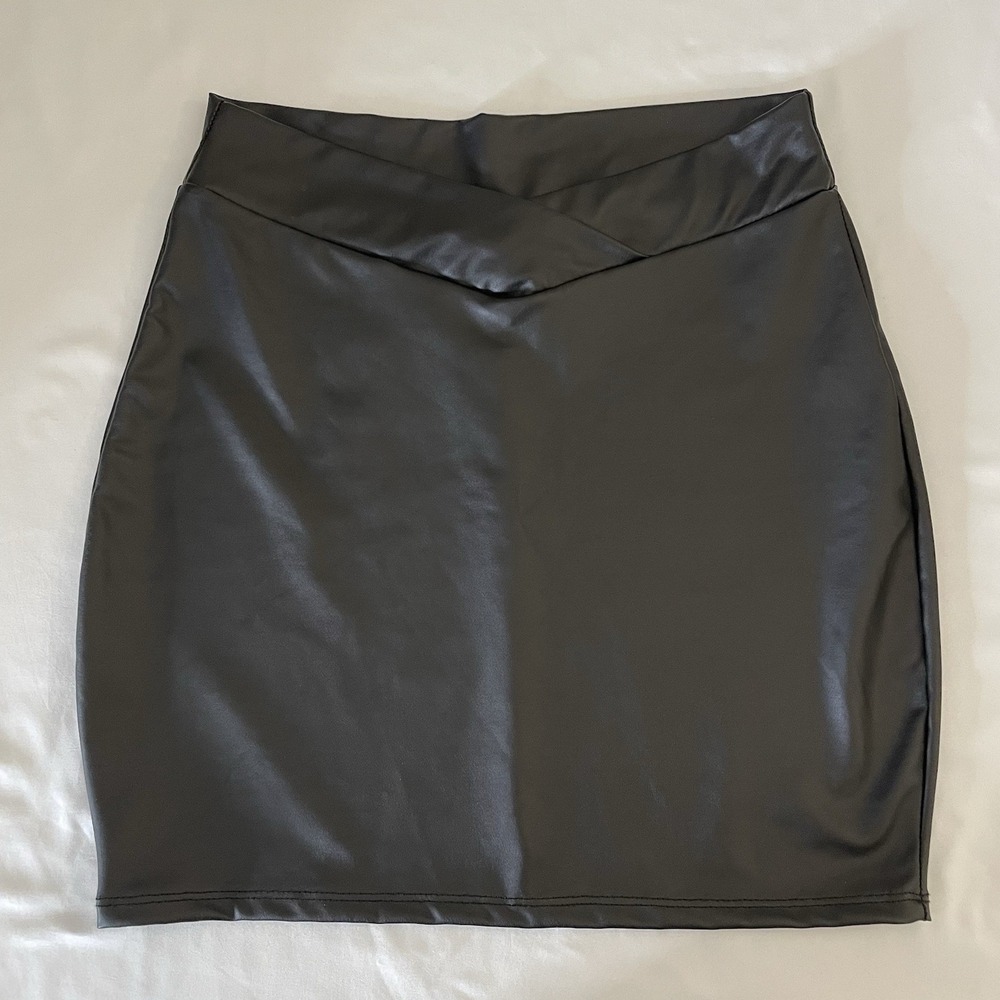 Windsor Mini Skirt Womens Large L Faux Leather Black Stretch - Picture 9 of 9